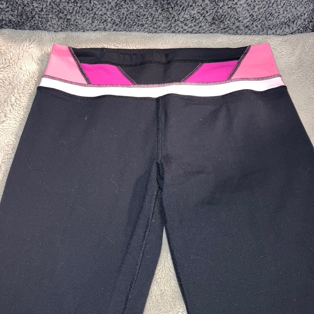 lululemon Groove Pants Super-High-Rise Flared Pant, Size 8 - Picture 2 of 5